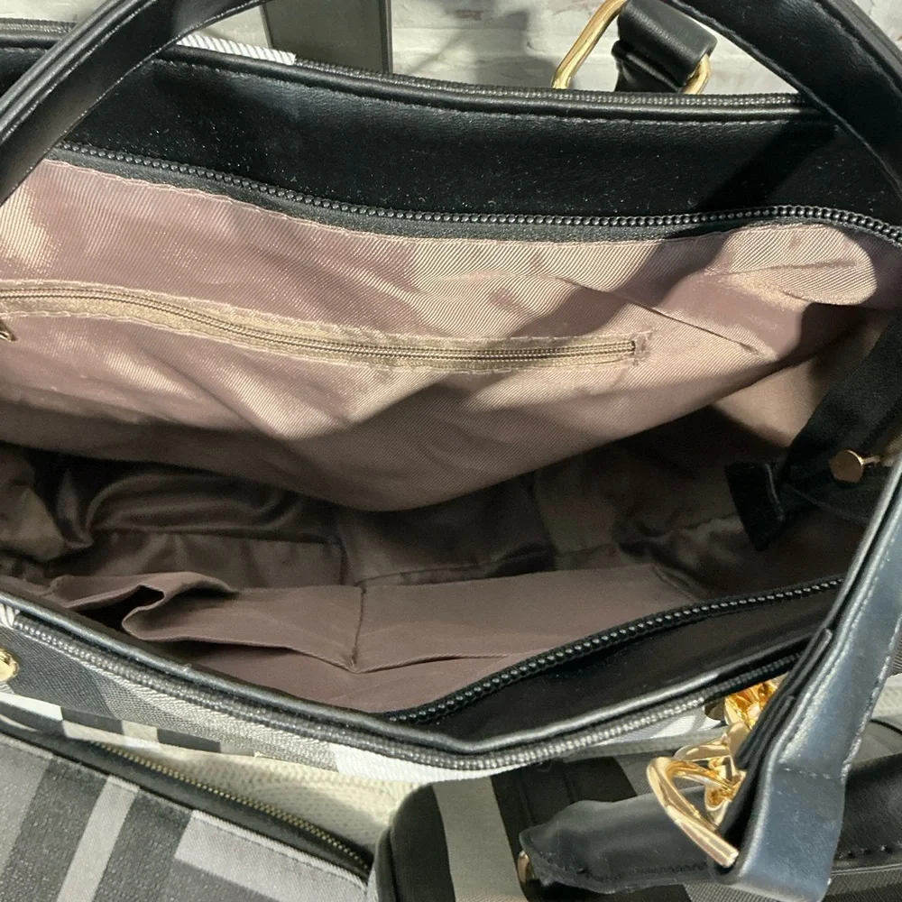 Classic Plaid Black & Gray Travel Tote Set - Unbranded